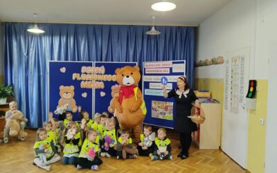 Dzień Pluszowego Misia – ” Bezpiecznie z Misiem”.