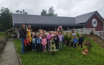 Wakacyjna wycieczka do Edukacyjnej Zagrody ” Alpaca Country ” w Nowym Wiśniczu