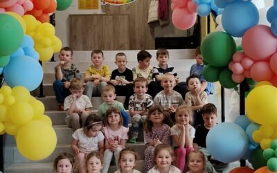 Zabawy naszych przedszkolaków na “Bumerangu “
